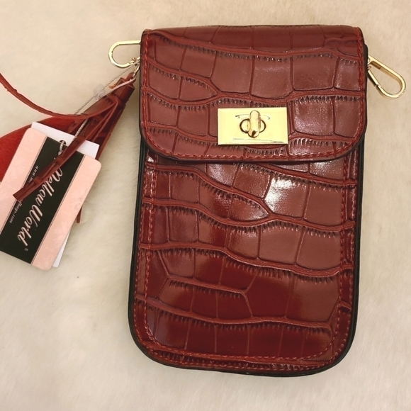 NWOT Red FAUX CROCODILE LEATHER CROSSBODY BAG, purse - Picture 1 of 5